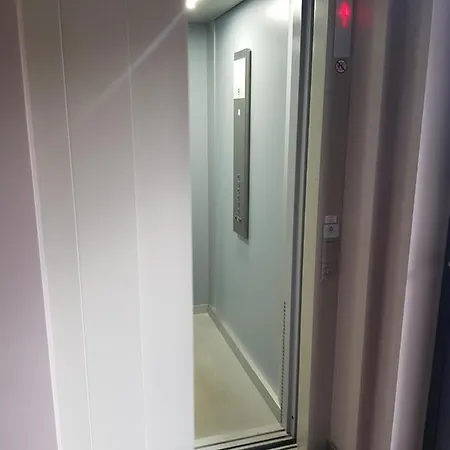 Διαμέρισμα Heart Of Baron *